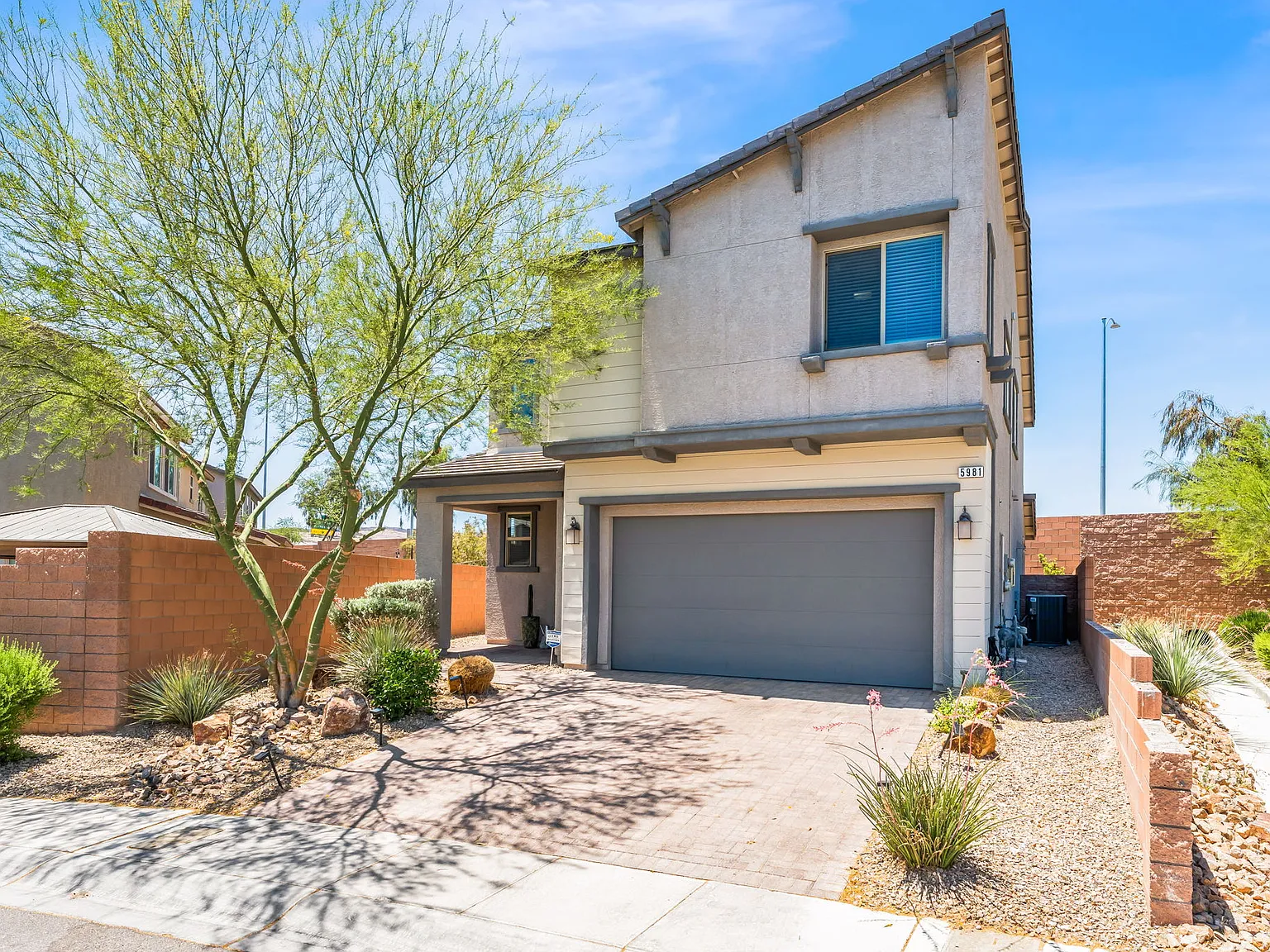 3 bed, 2071 sqft, $2,750 — Photo 1