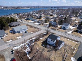 992 Westmount Rd, Westmount, NS B1R1C6