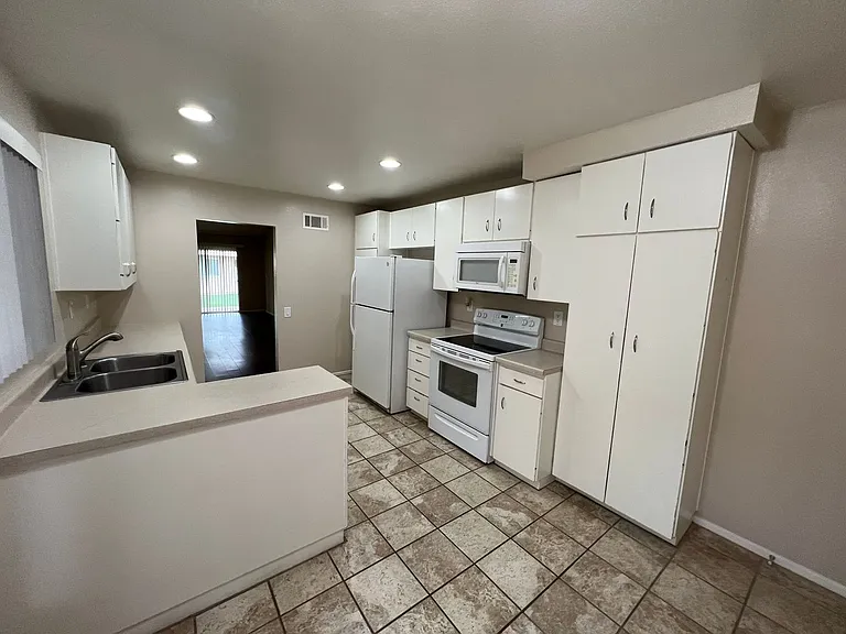 24142 Village 24 — Photo 9