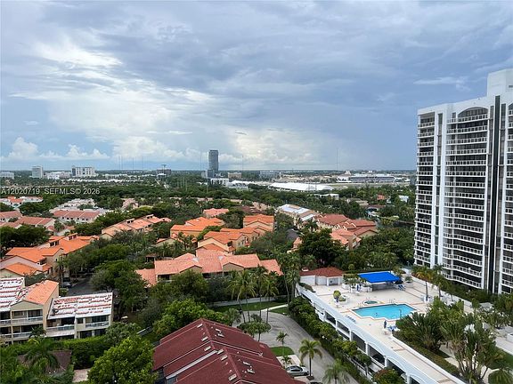 3rd image of 3610 Yacht Club Dr APT 1511