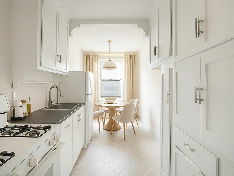 102 Albemarle Rd #B1 — Photo 3