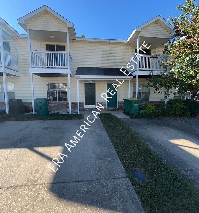 1st image of 1812 Pointed Leaf Ln