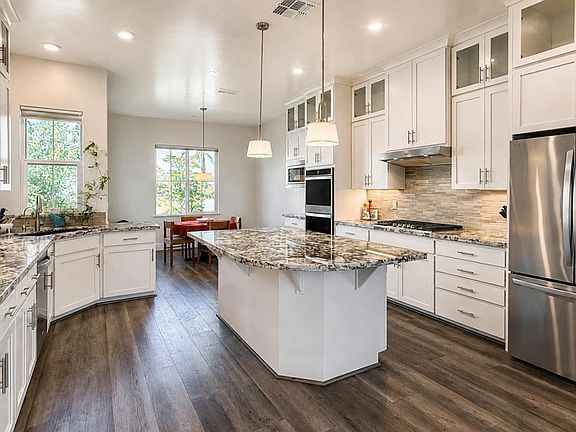 4th image of 1233 Buck Ridge Ct