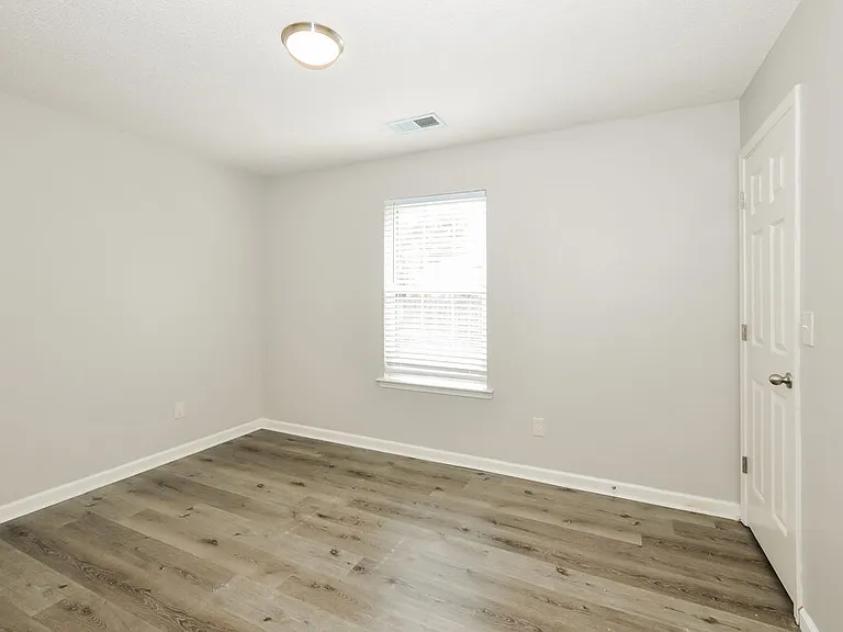 9961 Fox Run Dr — Photo 12