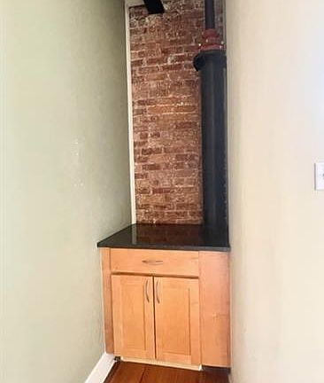 2nd image of 122 W Broughton St Unit 1-303