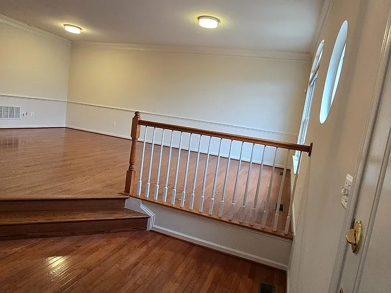 22614 Welborne Manor Sq — Photo 11