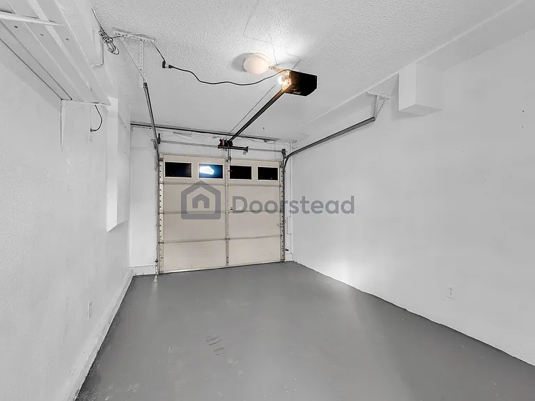 26150 Coronada Dr — Photo 40