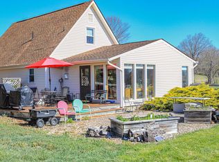 958 Cold Springs Rd, Stuarts Draft, VA 24477