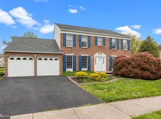 592 Paxson Ln, Langhorne, PA 19047