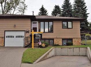 1222 Michigan Ave, Bismarck, ND 58504