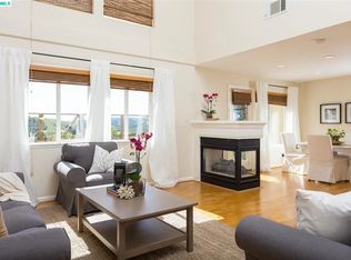 20400 Summercrest Dr, Castro Valley, CA 94552
