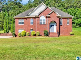 555 Ridgefield Way, Odenville, AL 35120