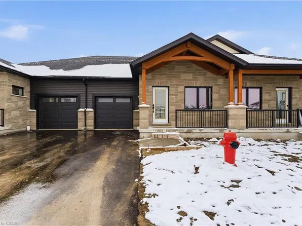 29 Weymouth St #22, Elmira, ON N3B 0E6