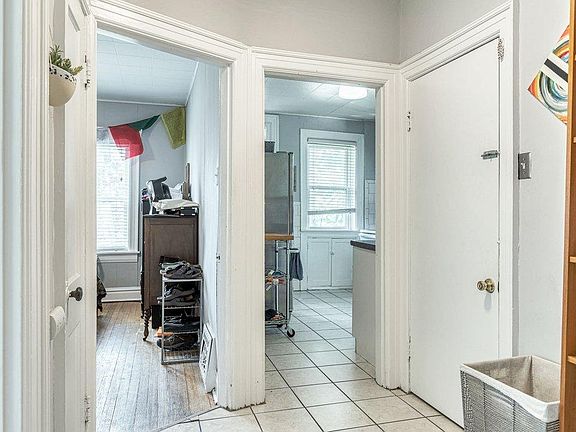 2nd image of 6162 W Park Ave #1F