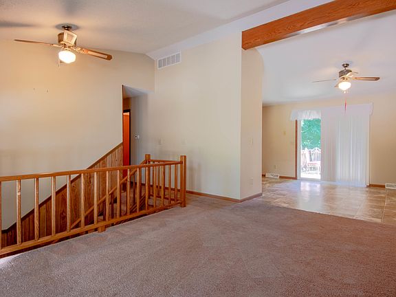 3rd image of 5432 Collier Ln