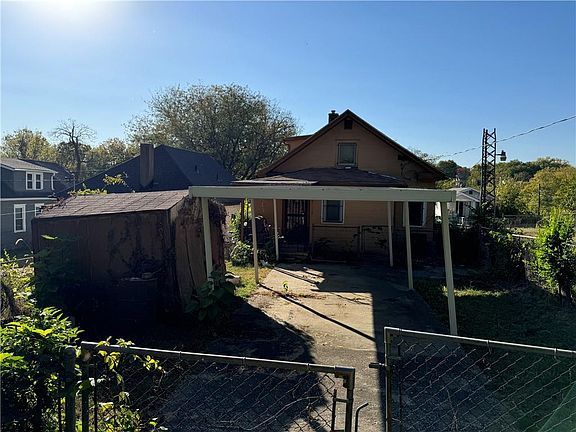 5th image of 4119 Wayne Ave