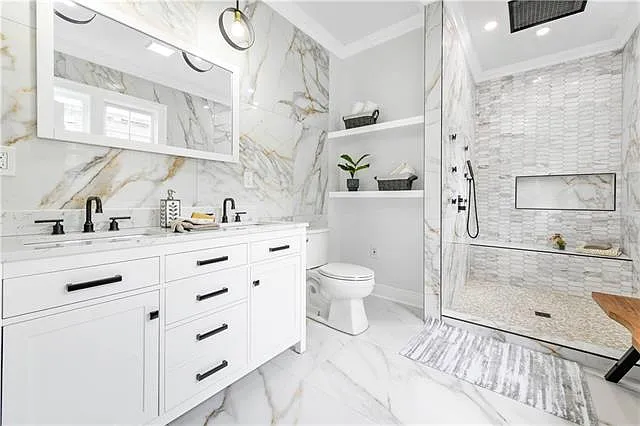 2340 Broadway St — Photo 18