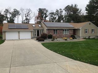 6 Blacksmith Rd, Cumberland, RI 02864