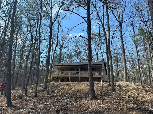 5 Pin Oak Ln, Basye, VA 22810