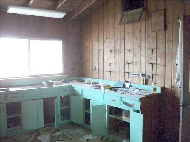 2nd image of 1969 Lakeview Rd