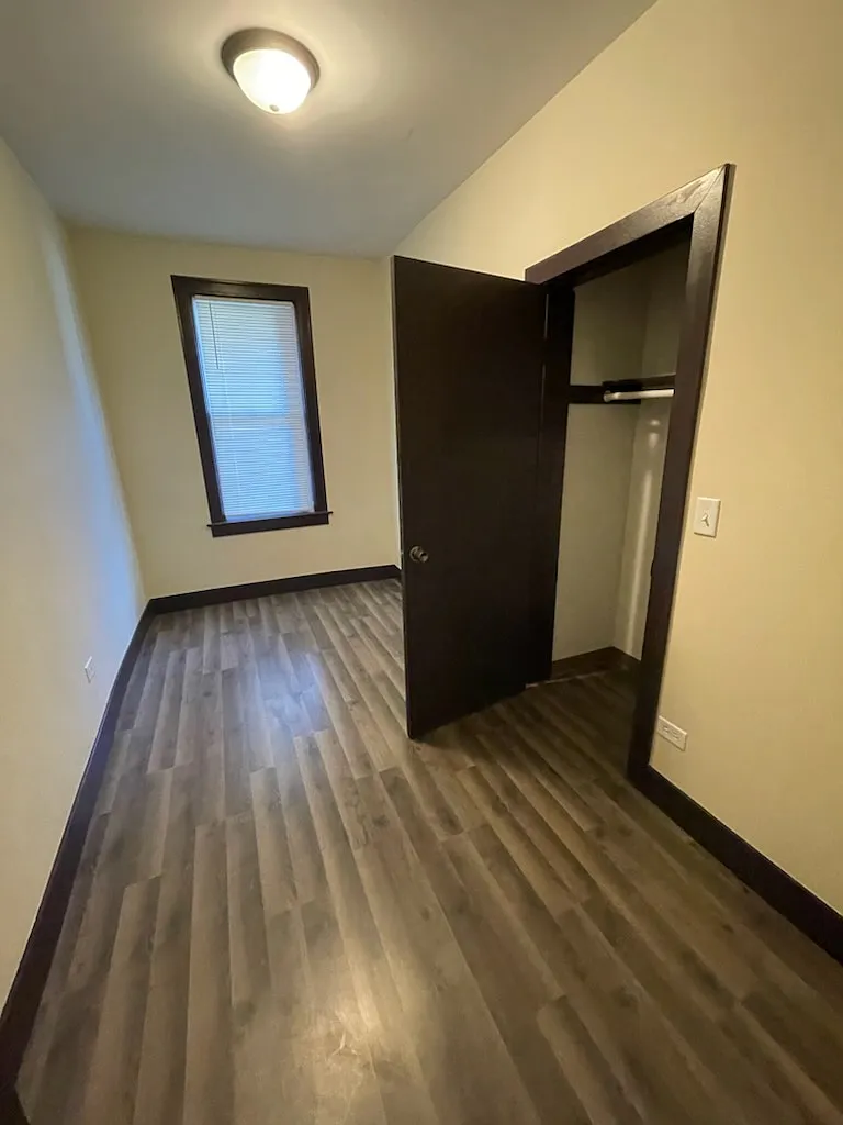 8303 S Brandon Ave — Photo 3