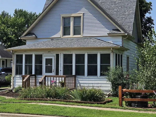 403 East St, Blue River, WI 53518