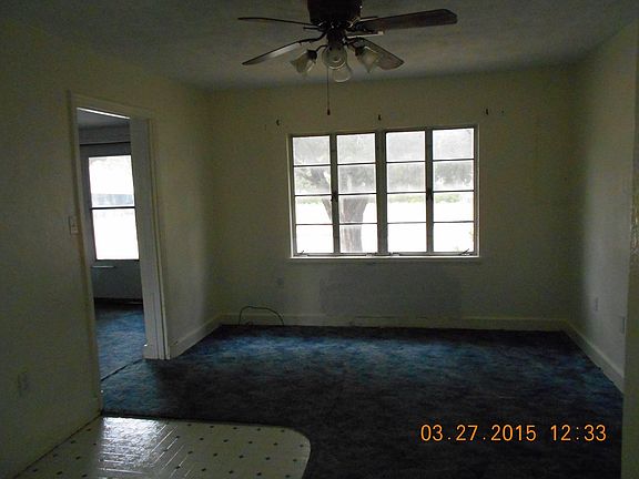 4th image of 106 S Truett St