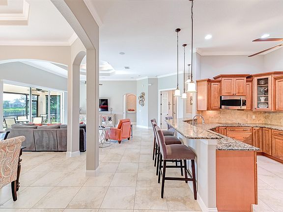 5th image of 3670 Gatlin Dr