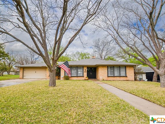 2nd image of 1407 W Avenue A