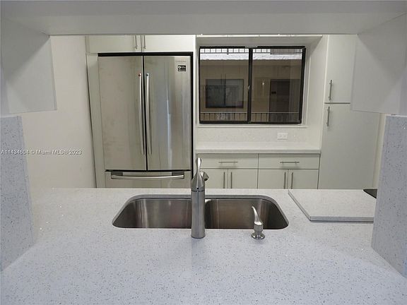 4th image of 8005 SW 107th Ave APT 204