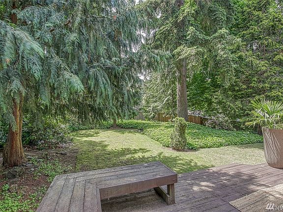 4th image of 6414 Sierra Dr SE
