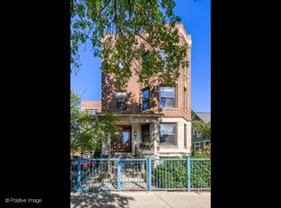 1250 W Argyle St APT 3R, Chicago, IL 60640