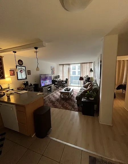 909 Logan St #4B — Photo 11