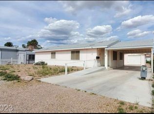 1221 S Comstock St E, Pahrump, NV 89048
