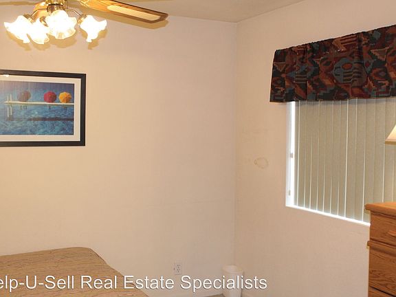 3rd image of 2444 Inverness Dr