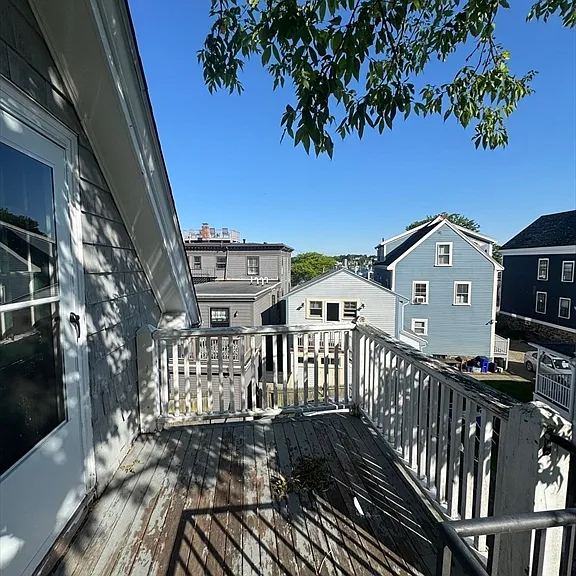 35 State St #4 — Photo 1