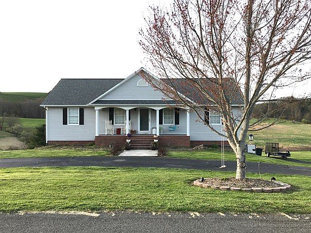 1st image of 369 Stonebrook Dr