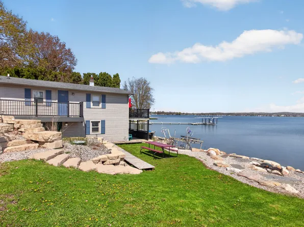 3440 Geneva Hwy, Manitou Beach, MI 49253
