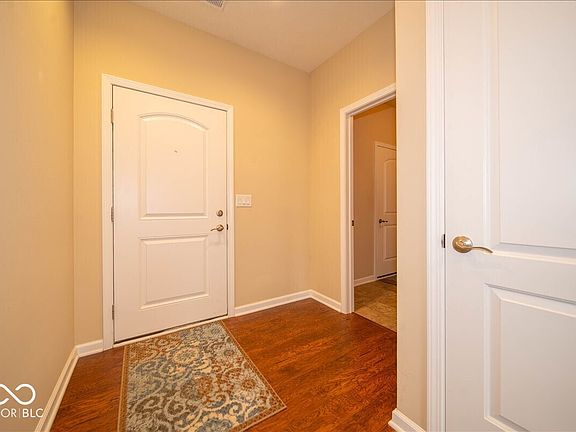 5th image of 1146 Harrier Ln