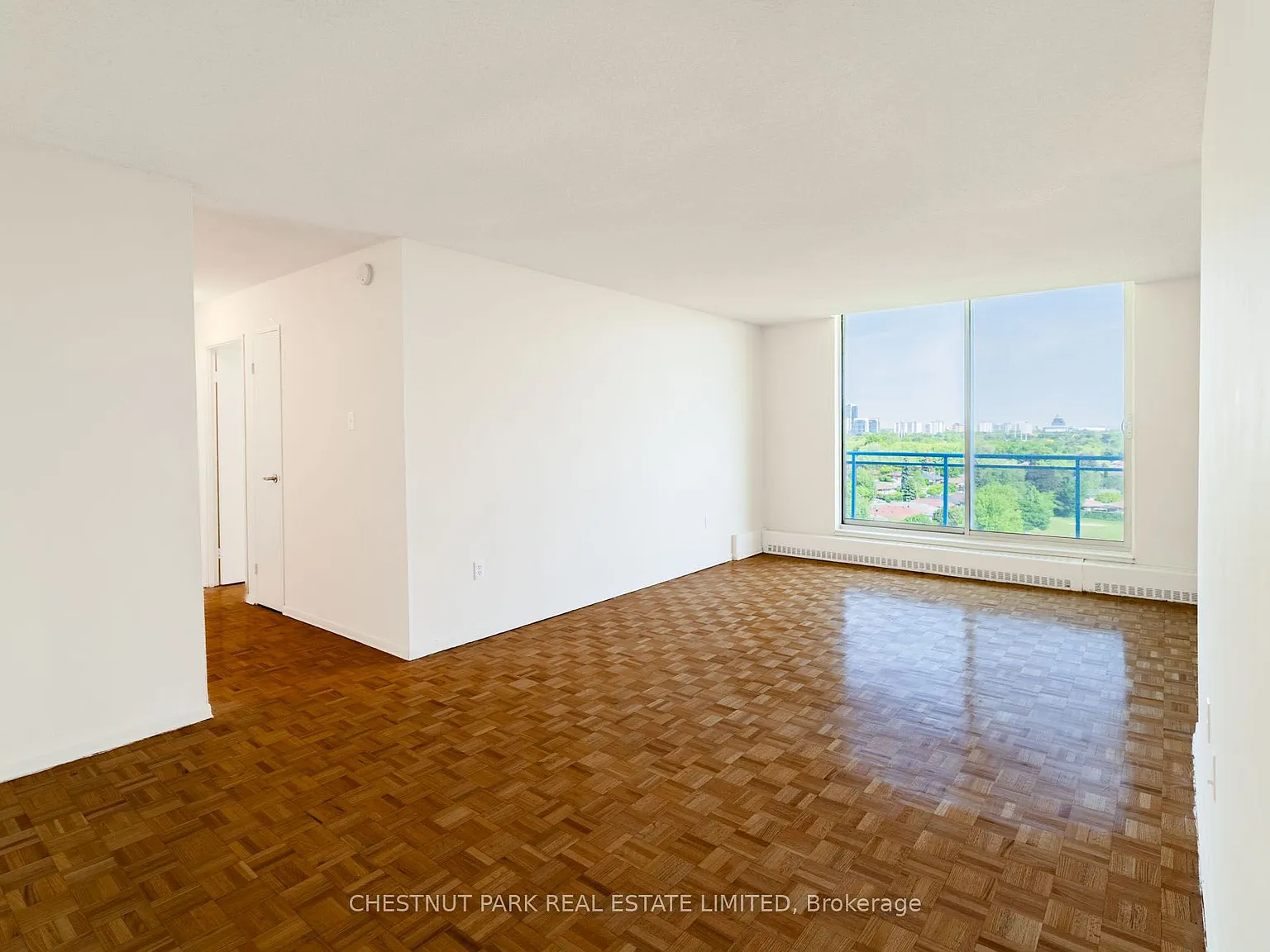 3 bed, $2,725 — Photo 4