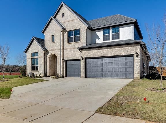 2nd image of 1812 Firefly Dr