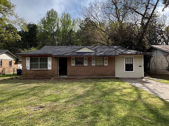 2nd image of 1121 Kimberly Dr