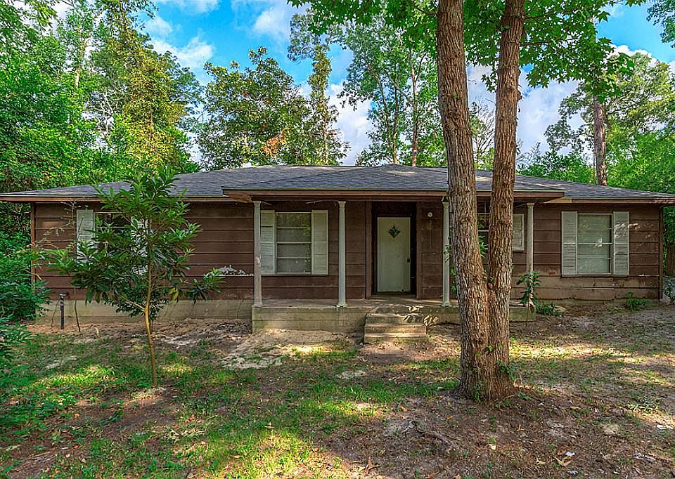 1st image of 15151 Dogwood Ln
