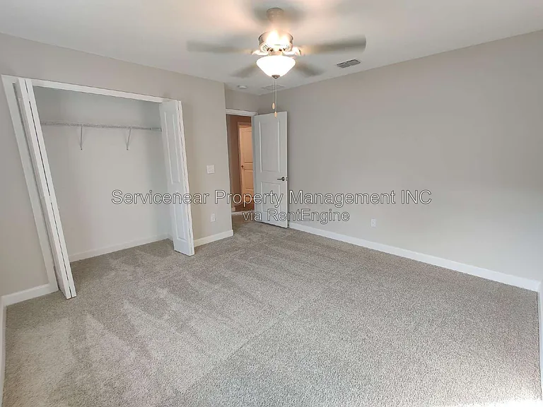 1618 Roseville St — Photo 13