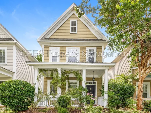 105 Barberry St, Summerville, SC 29483