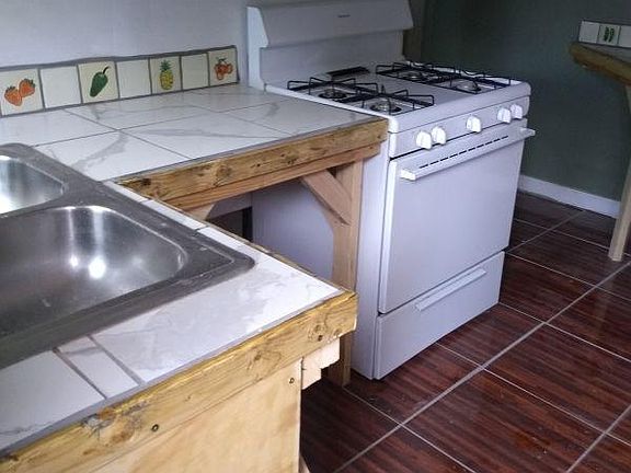 5th image of 1605 S Gonzales St #X