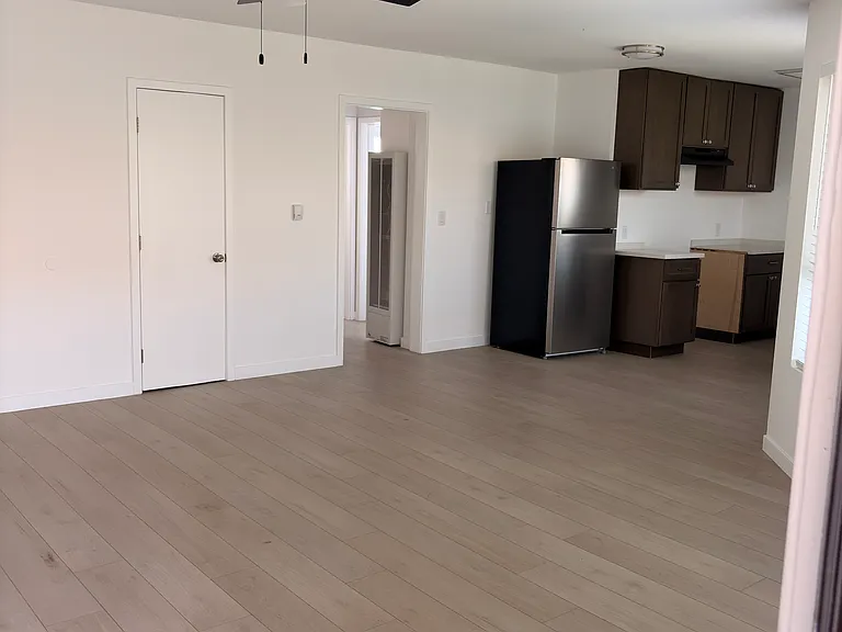 7119 Mountain View Ave #J — Photo 12