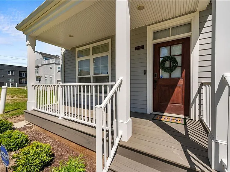 12203 Ashbury Ave — Photo 4