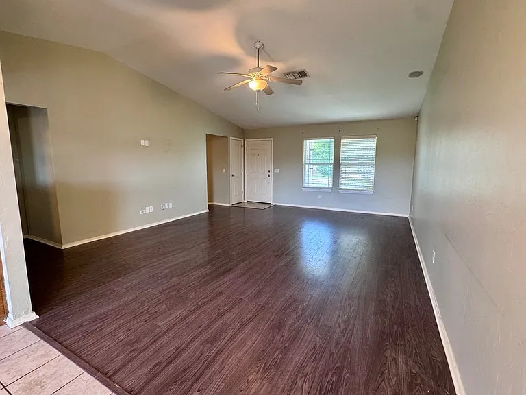 1804 NW 143rd St — Photo 6