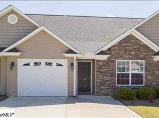 104 Shalom Dr, Simpsonville, SC 29681